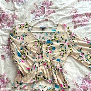 Cream 3/4 Sleeve Scoop Neck Blouse